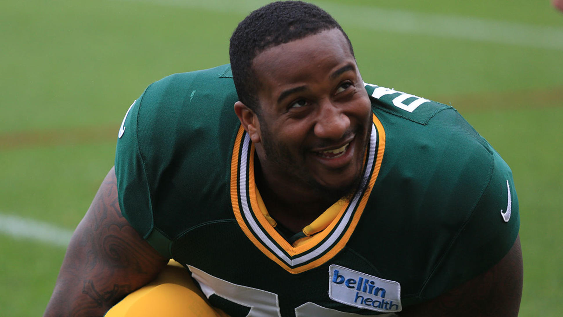 Free Agent DT Mike Daniels Visiting The Browns