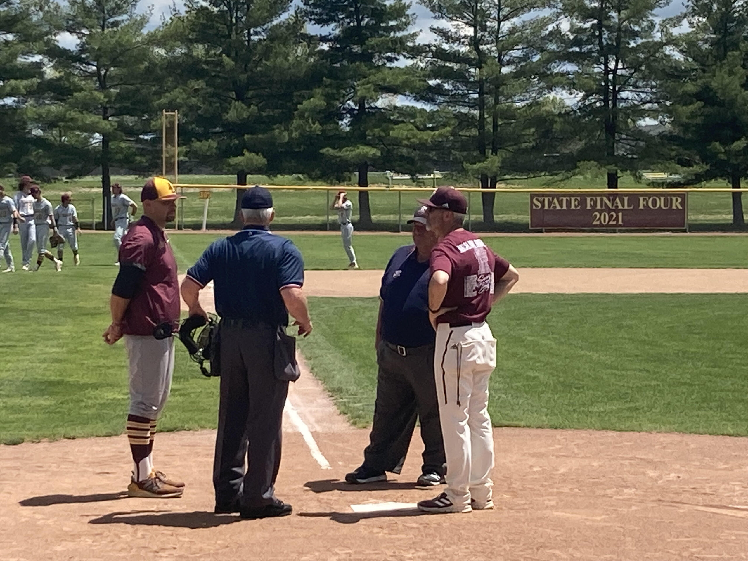 are dogs allowed at avon high school baseball field